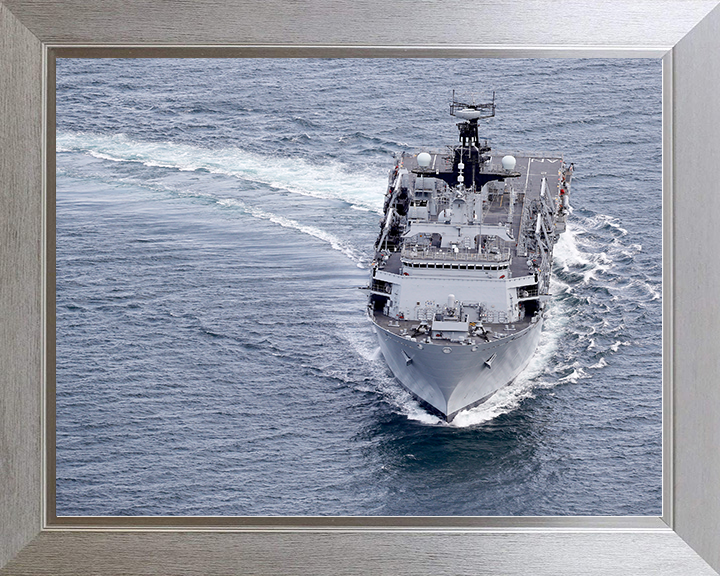 HMS Albion (L14) Royal Navy Albion Class Amphibious Ship Hard Turn at Sea Photo Print Wall Art Naval Decor Posters, Prints, & Visual Artwork Hampshire Prints 10 x 8 Silver Frame No