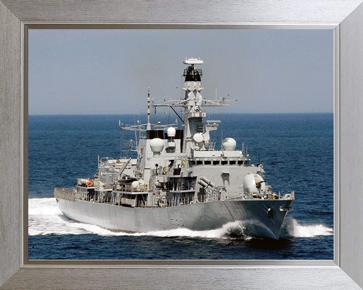 HMS Argyll (F231) Royal Navy Type 23 Frigate At Sea 2004 Photo Print Wall Art Decor Posters, Prints, & Visual Artwork Hampshire Prints 10 x 8 Silver Frame No