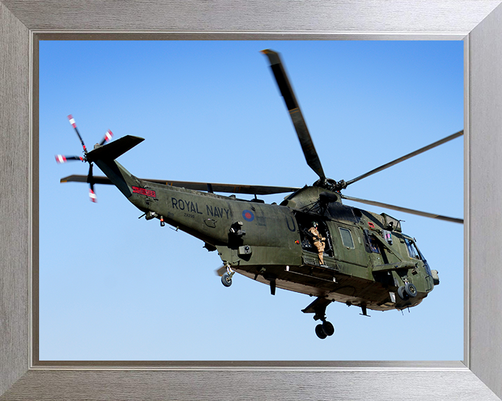 Sea King Mark 7 Jungle Jim Helicopter Helmand 2009 Photo Print - Royal Navy Aircraft Posters, Prints, & Visual Artwork Hampshire Prints 10 x 8 Silver Frame No