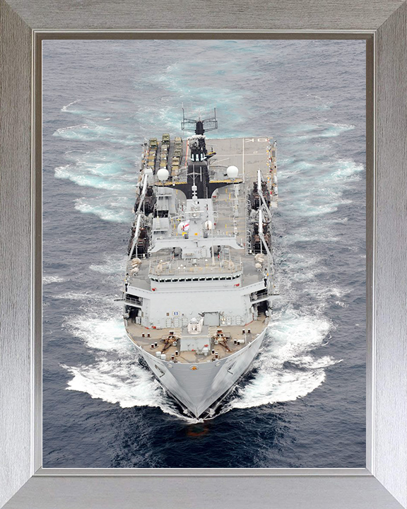 HMS Bulwark (L15) Royal Navy Albion Class Amphibious Ship High Bow View Photo Print Wall Art Decor Posters, Prints, & Visual Artwork Hampshire Prints 10 x 8 Silver Frame No