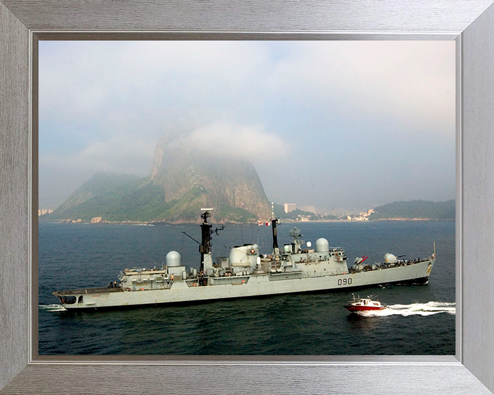 HMS Southampton (D90) Photo Print - Rio de Janeiro 2005 - Royal Navy Type 42 Destroyer Posters, Prints, & Visual Artwork Hampshire Prints 10 x 8 Silver Frame No
