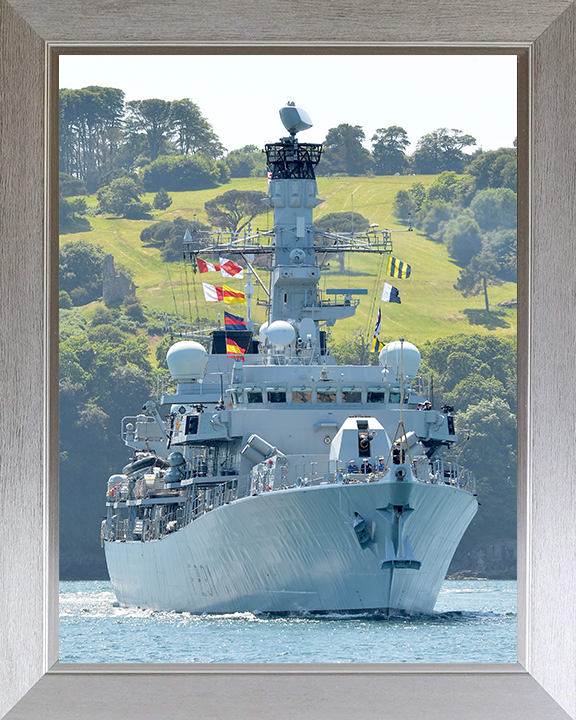 HMS Argyll (F231) Photo Print - Plymouth Sound 2014 - Royal Navy Type 23 Frigate Hampshire Prints 10 x 8 Silver Frame No