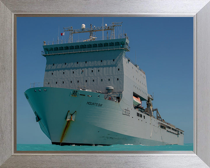 RFA Mounts Bay L3008 | Photo Print | Framed Print | Bay Class | Auxiliary Dock | Royal Fleet Auxiliary Hampshire Prints