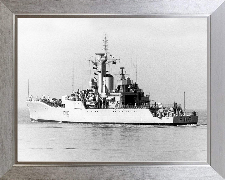 HMS Berwick (F115) Royal Navy Rothesay Class Frigate Port Quarter View Photo Print Wall Art Decor Posters, Prints, & Visual Artwork Hampshire Prints 10 x 8 Silver Frame No