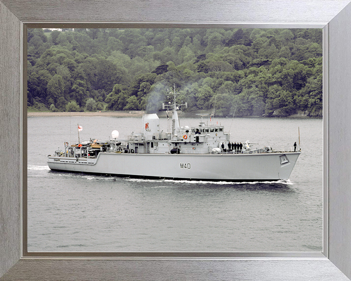 HMS Berkeley (M40) Royal Navy Hunt Class Mine Warfare Vessel Plymouth Sound Photo Print Wall Art Decor Posters, Prints, & Visual Artwork Hampshire Prints 10 x 8 Silver Frame No