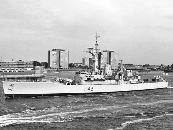HMS Phoebe F42 Leander Class Frigate 1984