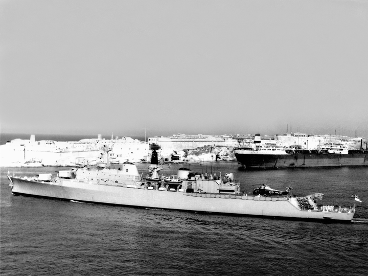 HMS Devonshire (D02) Photo Print - Departs Valletta 1966 - Royal Navy County Class Destroyer Posters, Prints, & Visual Artwork Hampshire Prints 6 x 4 No Frame No