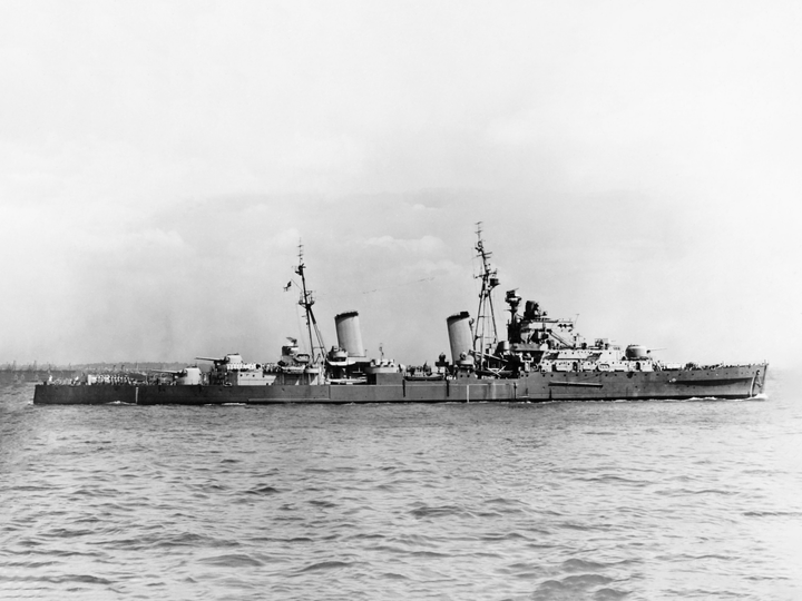 HMS Phoebe (43) Photo Print - At Sea 1943 - Royal Navy Dido Class Cruiser Posters, Prints, & Visual Artwork Hampshire Prints 6 x 4 No Frame No