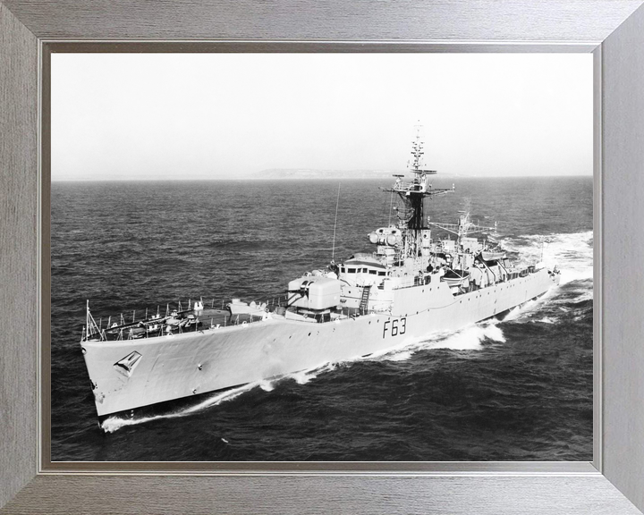 HMS Scarborough F63 Whitby Class Frigate 1967 Photo Print - Posters, Prints, & Visual Artwork - by Hampshire Prints (image 7 of 9)