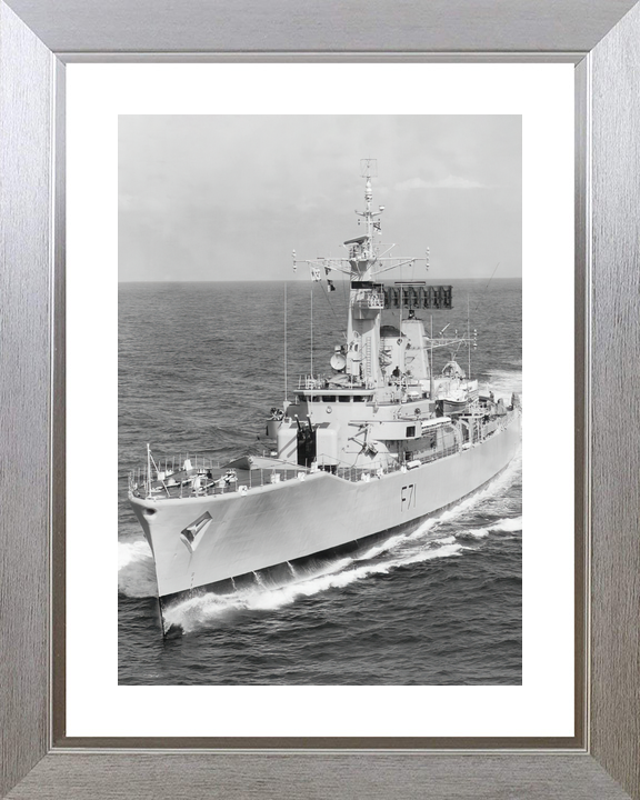 HMS Scylla F71 Leander Class Frigate Port Bow View Photo Print - Posters, Prints, & Visual Artwork - by Hampshire Prints (image 6 of 9)