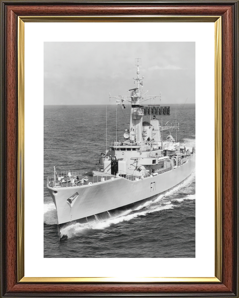 HMS Scylla F71 Leander Class Frigate Port Bow View Photo Print - Posters, Prints, & Visual Artwork - by Hampshire Prints (image 8 of 9)
