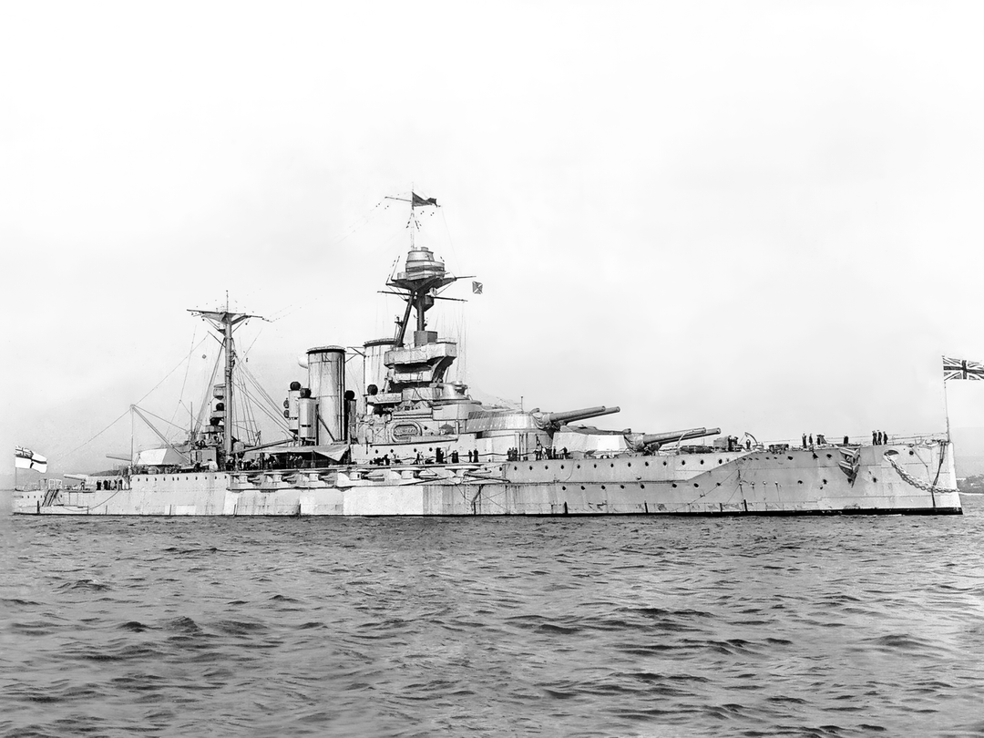 HMS Malaya Queen Elizabeth Class Battleship