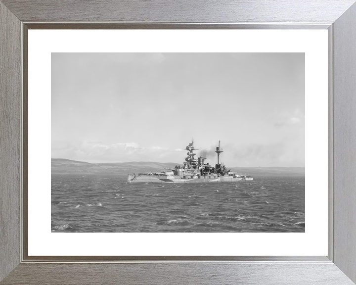 HMS Malaya Queen Elizabeth Class Battleship 1945