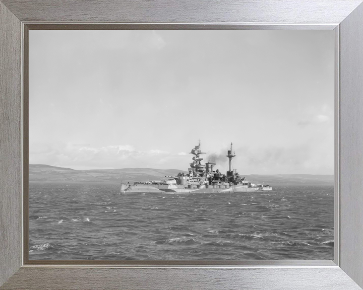 HMS Malaya Queen Elizabeth Class Battleship 1945