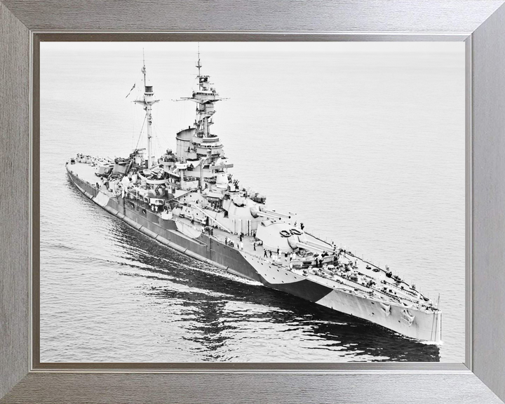 HMS Royal Sovereign (05) Revenge Class Battleship 1943