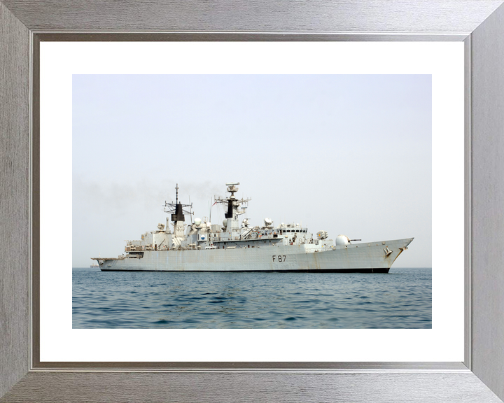 HMS Chatham F87 Type 22 Frigate Iraq 2008