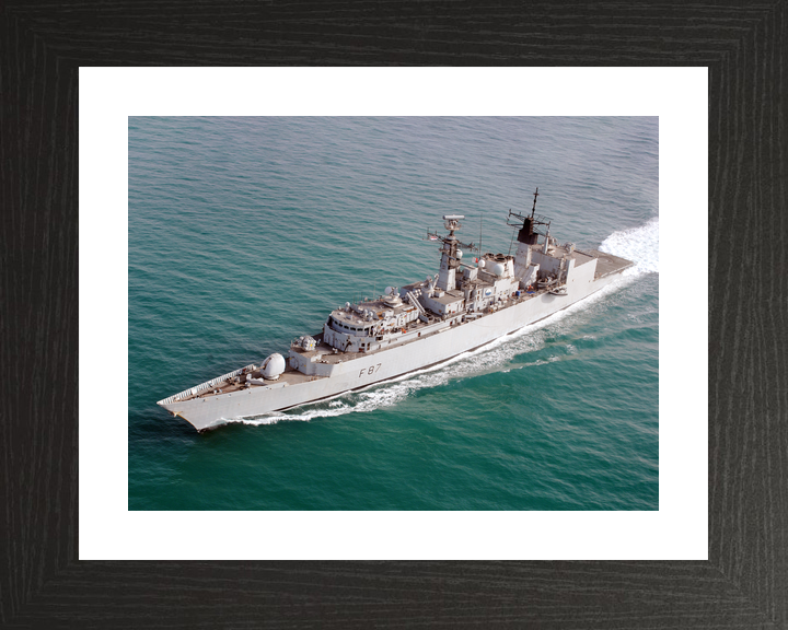 HMS Chatham F87 Type 22 Frigate Khawr al Amaya 2008