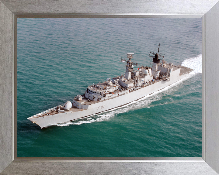 HMS Chatham F87 Type 22 Frigate Khawr al Amaya 2008