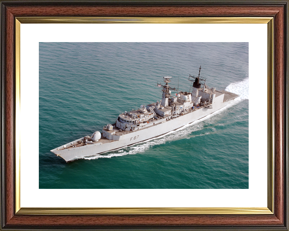 HMS Chatham F87 Type 22 Frigate Khawr al Amaya 2008