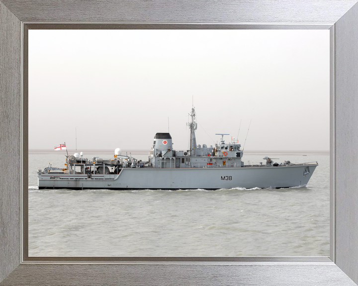 HMS Atherstone M38 Hunt Class Minehunter Iraq 2009