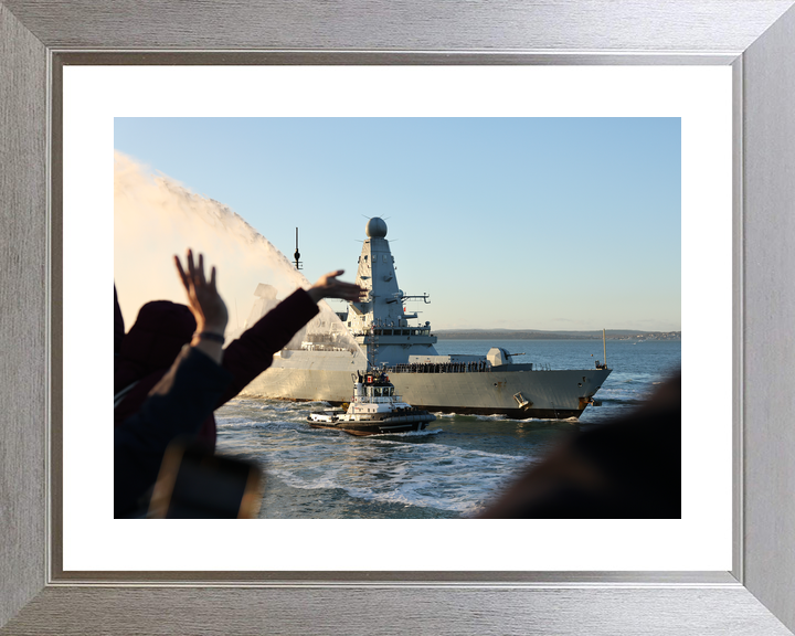 HMS Dauntless D33 Type 45 Destroyer 30 November 2025 Families Waving