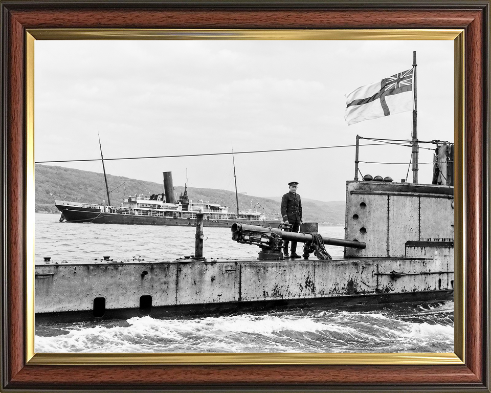 HMS E2 E Class Submarine August 1915 Dardanelles