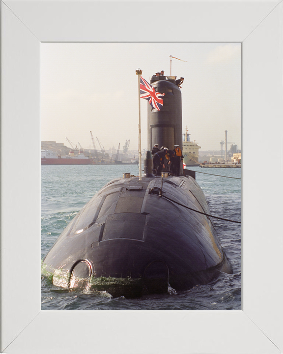 HMS Ursula S42 Upholder Class Submarine 1993