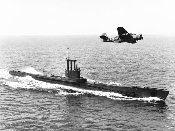 HMS Artful P456 Amphion Class Submarine c1956 With Avenger