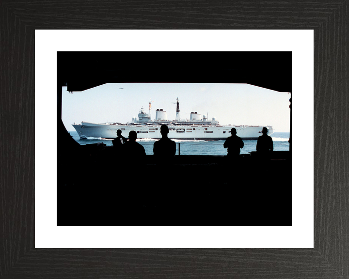 HMS Invincible R05 Invincible Class Aircraft Carrier March 1998