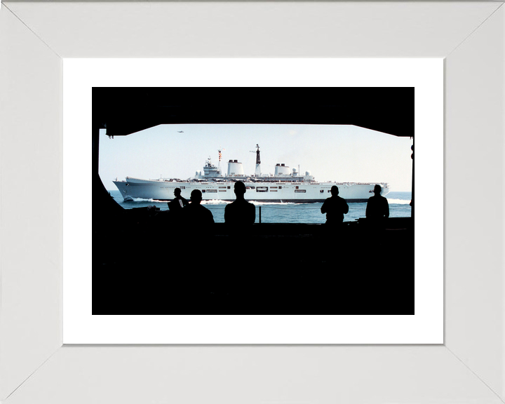 HMS Invincible R05 Invincible Class Aircraft Carrier March 1998