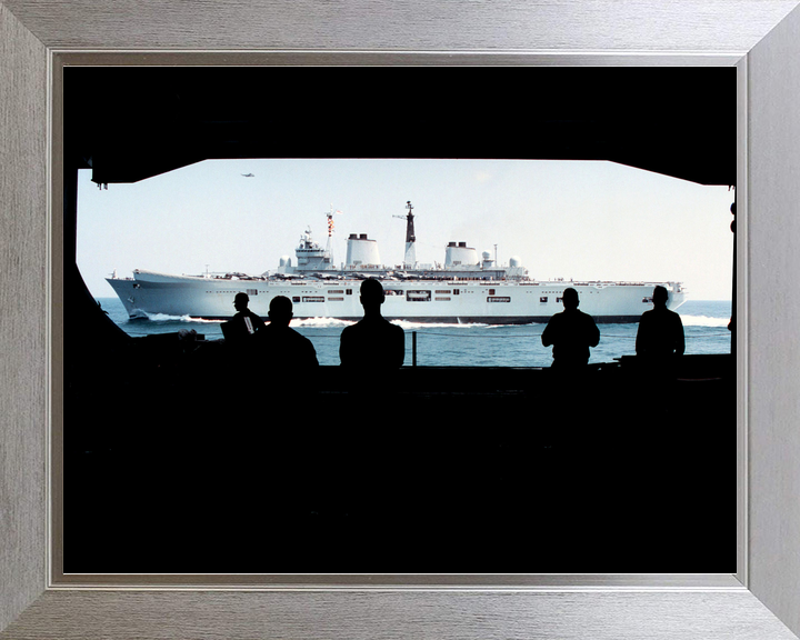 HMS Invincible R05 Invincible Class Aircraft Carrier March 1998