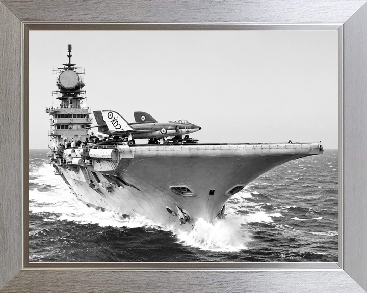 HMS Victorious R38 Illustrious Class Aircraft Carrier 1960