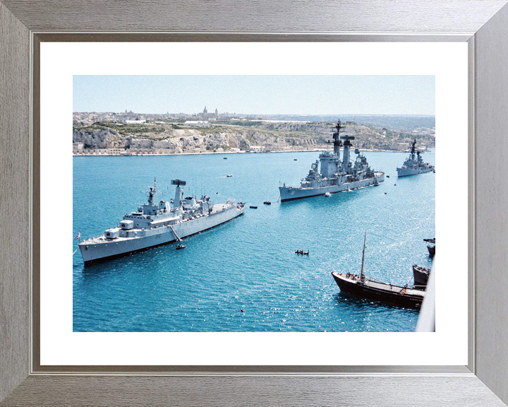 HMS London D16 County Class Destroyer 1971 Grand Harbour Malta