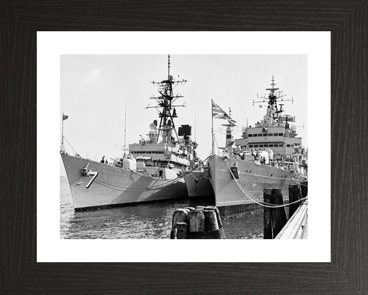 HMS Blake C99 Tiger Class Light Cruiser 1975 Manila