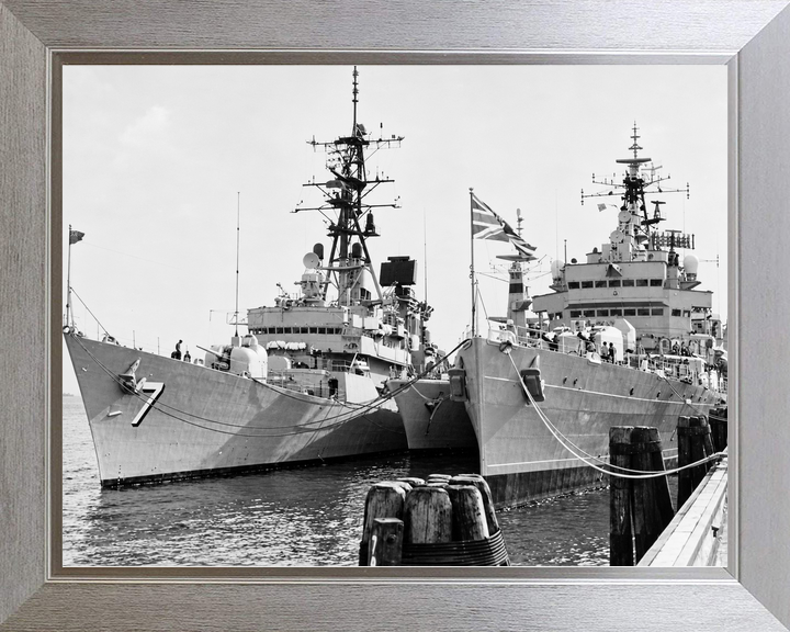HMS Blake C99 Tiger Class Light Cruiser 1975 Manila