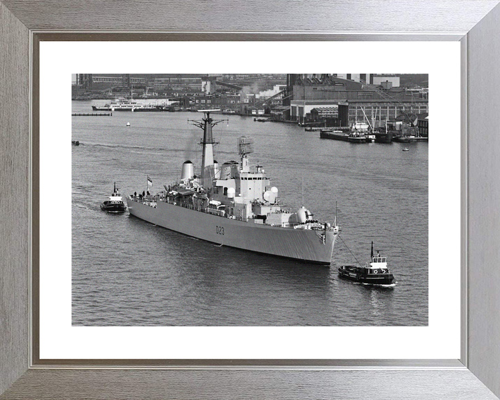 HMS Bristol D23 Type 82 Destroyer Amsterdam 1973 With Tugs