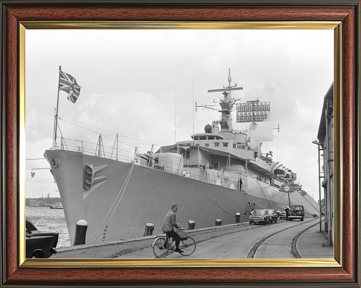 HMS Glamorgan D19 County Class Destroyer Amsterdam 1967