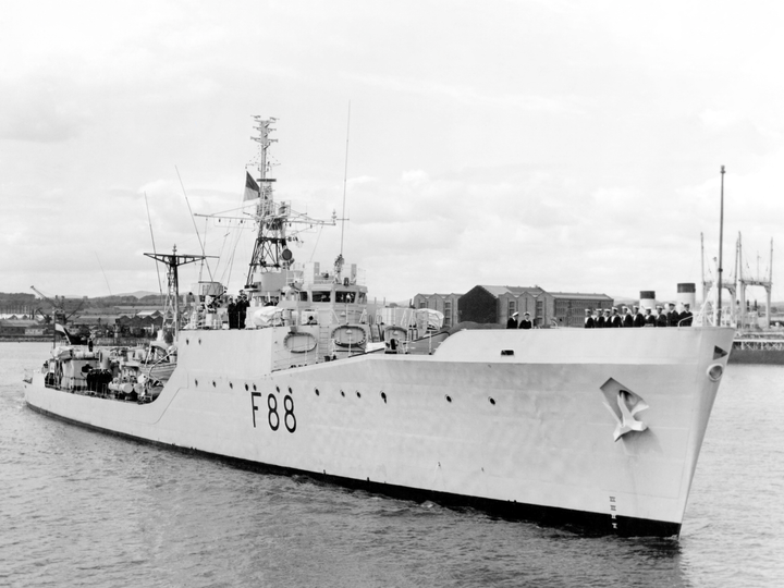 HMS Malcolm F88 Blackwood Class Frigate Photo Print - Posters, Prints, & Visual Artwork - by Hampshire Prints (image 1 of 9)