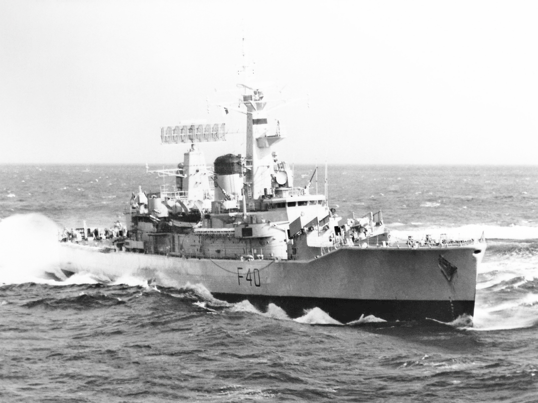 HMS Sirius F40 Leander Class Frigate At Sea Photo Print - Posters, Prints, & Visual Artwork - by Hampshire Prints (image 1 of 9)