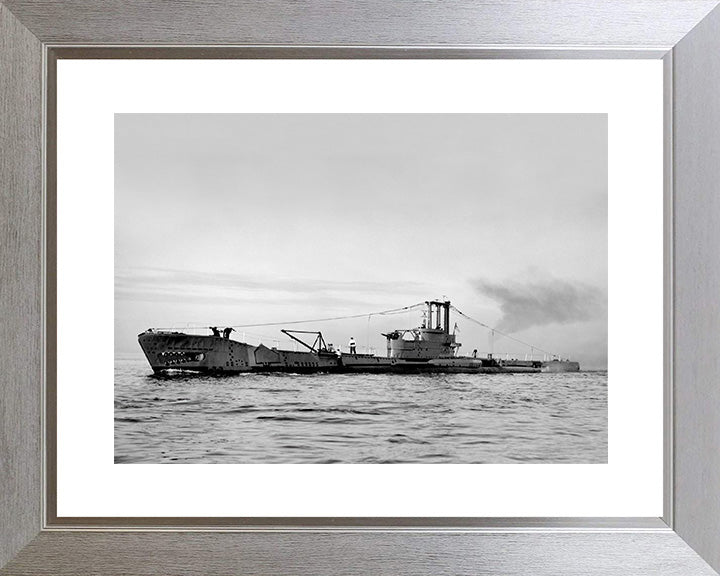 HMS Andrew (P423) Photo Print - Port Side View - Royal Navy Amphion Class Submarine Posters, Prints, & Visual Artwork Hampshire Prints 10 x 8 Silver Frame Yes