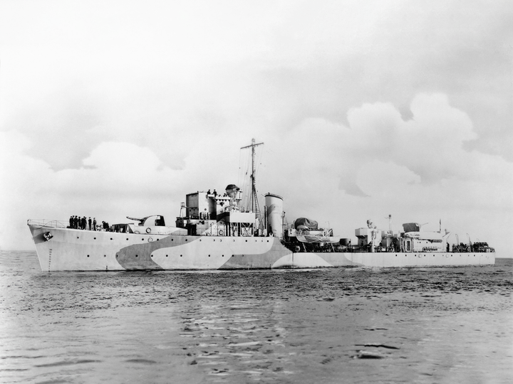 HMS Bleasdale (1940) Royal Navy Hunt Class Destroyer Port Side View Photo Print Wall Art Decor Posters, Prints, & Visual Artwork Hampshire Prints 6 x 4 No Frame No
