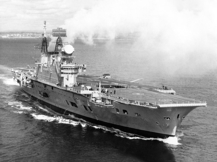 HMS Eagle (R05) Royal Navy Audacious Class Aircraft Carrier Underway Photo Print Wall Art Decor Posters, Prints, & Visual Artwork Hampshire Prints 6 x 4 No Frame No
