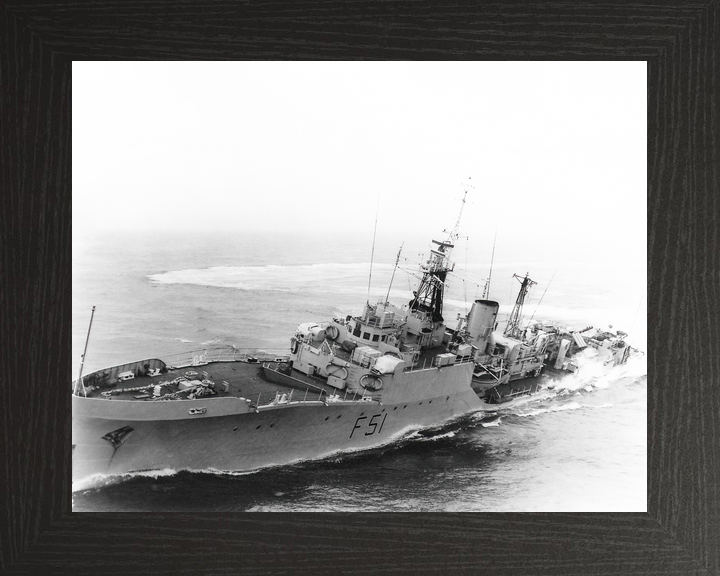 HMS Grafton (F51) Royal Navy Blackwood Class Frigate Hard Turn Photo Print Wall Art Decor - Posters, Prints, & Visual Artwork - by Hampshire Prints (image 3 of 9)