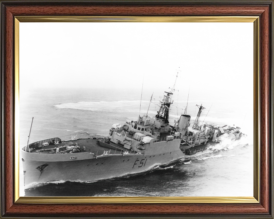 HMS Grafton (F51) Royal Navy Blackwood Class Frigate Hard Turn Photo Print Wall Art Decor - Posters, Prints, & Visual Artwork - by Hampshire Prints (image 9 of 9)