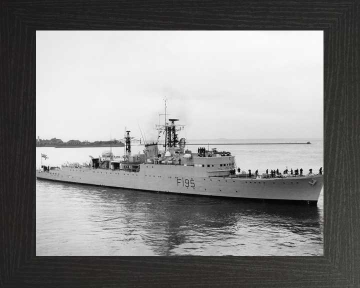 HMS Roebuck F195 R Class Destroyer Starboard View Photo Print - Posters, Prints, & Visual Artwork - by Hampshire Prints (image 3 of 9)