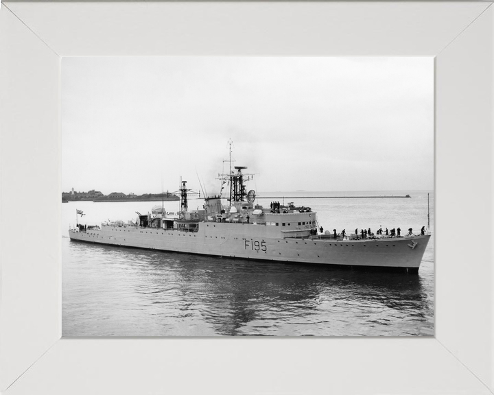 HMS Roebuck F195 R Class Destroyer Starboard View Photo Print - Posters, Prints, & Visual Artwork - by Hampshire Prints (image 5 of 9)
