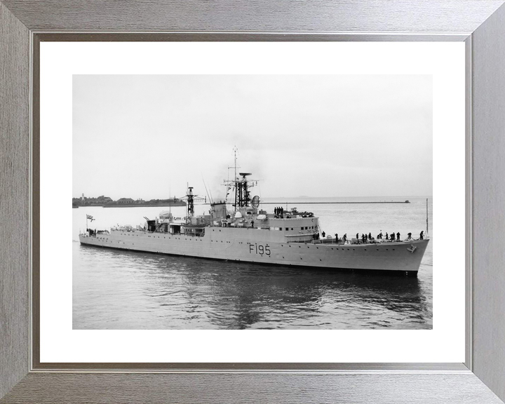 HMS Roebuck F195 R Class Destroyer Starboard View Photo Print - Posters, Prints, & Visual Artwork - by Hampshire Prints (image 6 of 9)