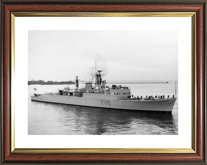 HMS Roebuck F195 R Class Destroyer Starboard View Photo Print - Posters, Prints, & Visual Artwork - by Hampshire Prints (image 8 of 9)