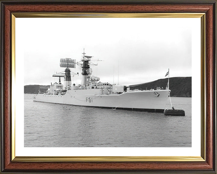 HMS Llandaff F61 | Photo Print | Framed Print | Salisbury Class | Frigate | Royal Navy Hampshire Prints