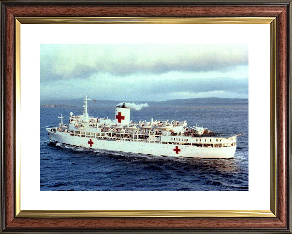 SS Uganda | Photo Print | Framed Print | Poster | Hospital Ship | Royal Navy Hampshire Prints
